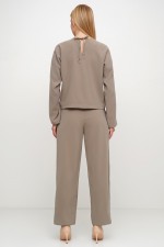 Оливковый блузон свободного силуэта под пояс фото 5