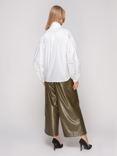 Белая рубашка с апликацией ручной работы2844 купить