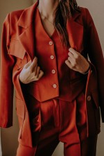 Укорочений класичний жилет 2989 фото 2