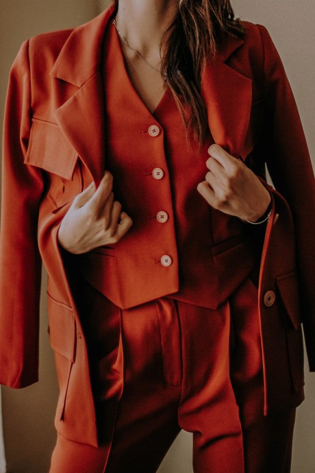 Укорочений класичний жилет 29892989 купить