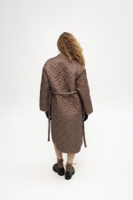 Коричневе стьобане пальто 3916 фото 6