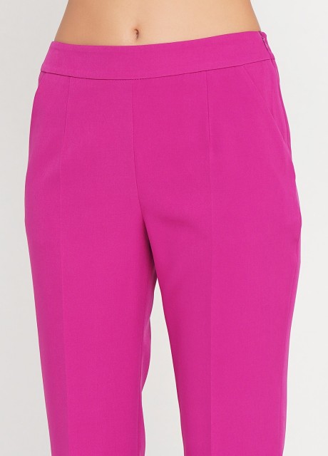 Розовые брюки из костюмной ткани2591 купить