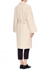 Бежевое пальто средней длины фото 1