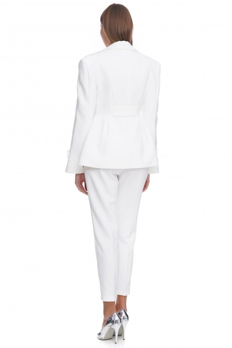 Молочний приталений жакет2929 купить