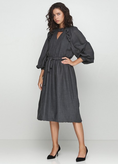 Теплое серое платье с рюшей2420 купить