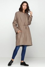 Парка вільного силуету на кулісі фото 0