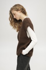 Коричневий жилет 3882 фото 4