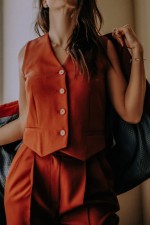 Укорочений класичний жилет 2989 фото 4