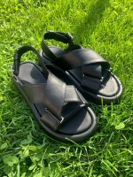 Чорні шкіряні сандалі 3371 фото 2