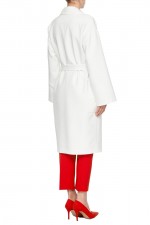 Белое пальто средней длины фото 1