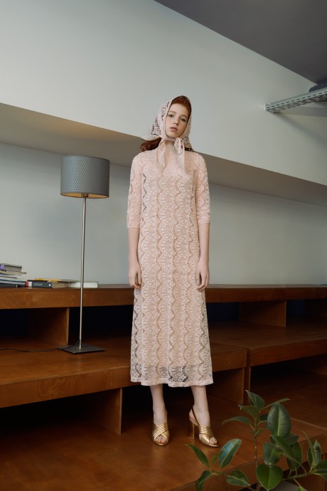 Платье-сарафан с розовым кружевом1972 купить