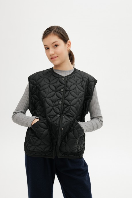 Чорний стьобаний жилет 38813881 купить