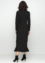 Чорна сукня з рюшами внизу фото 1