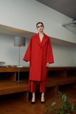 Красное пальто под пояс фото 4