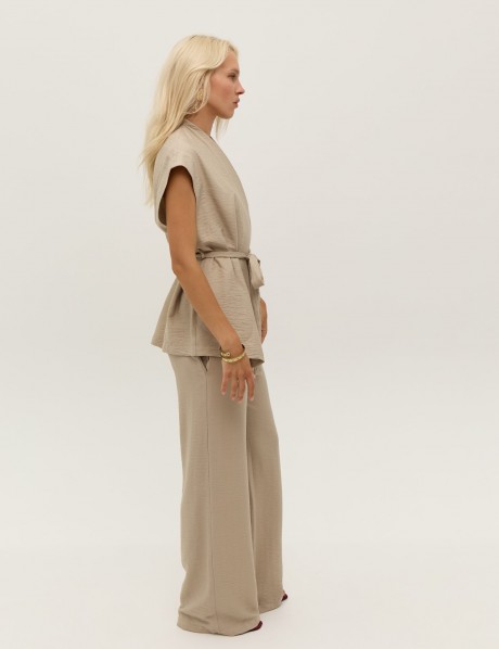 Бежевий жилет 39863986 купить