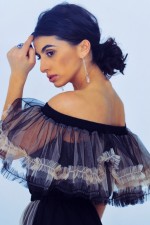 Комбинезон с рюшей на плечах фото 2