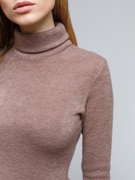 Гольф бежевого цвета из ангоры2832 купить