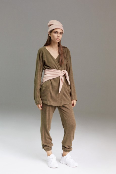 Косынка из персиковой ангоры1780 купить