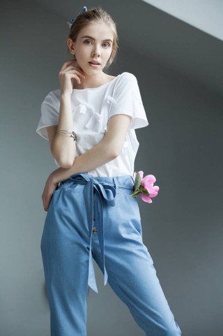 Футболка з білими бантиками2008 купить