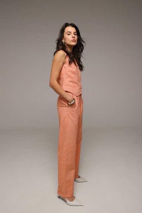 Помаранчевий жилет 38653865 купить