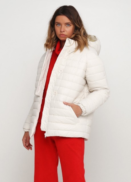 Короткая молочная куртка под пояс2483 купить