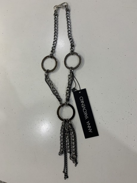 Прикраса на шию з довгих та коротких ланцюгів сірого та чорного кольору2960 купить