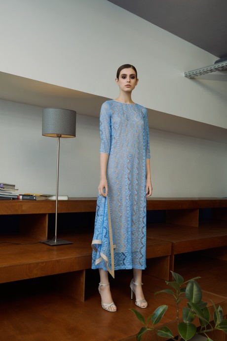Платье-сарафан с голубым кружевом1971 купить