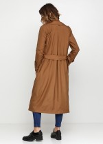 Плащ на гудзиках фото 1