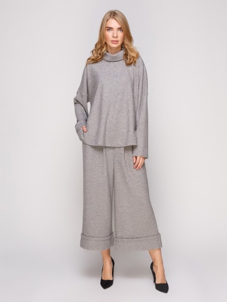 Свитер свободного силуета2839 купить