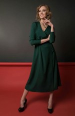 Платье средней длины на запах фото 0